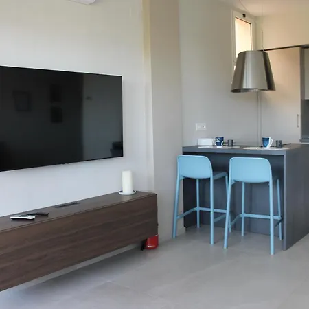 Apartamento Newton30 - Luminoso Bilocale In Zona Servita *